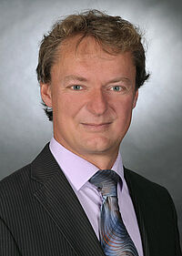 Dr. Stefan Siegmund